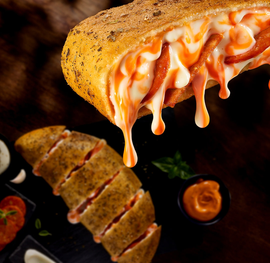 Makhani Pepperoni Garlic Bread