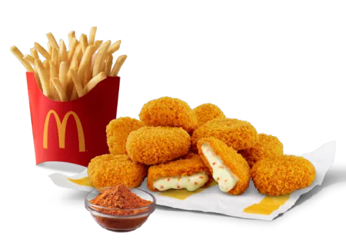 Cheesy Veg Nuggets 9 Pc + Fries (M) + Piri Piri Spice Mix